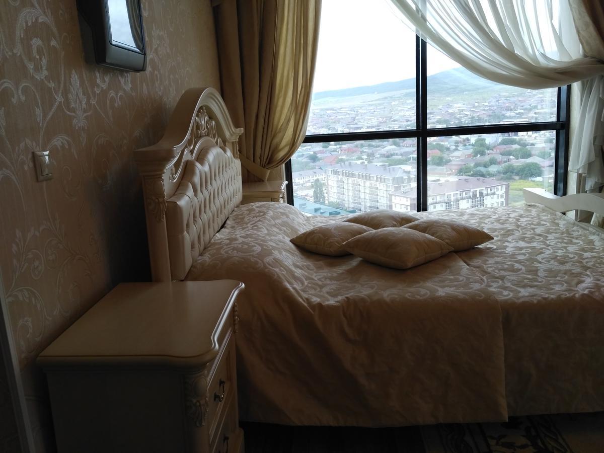Hotel Kavkaz Gudermes Bagian luar foto